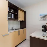 Ponent 612 In Marina By Locap Group Appartement *