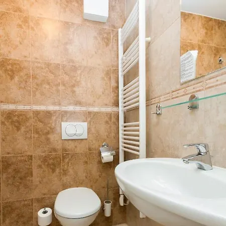 Ponent 612 In Marina By Locap Group *